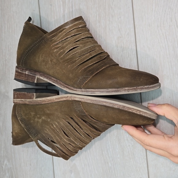 Free People Women Lost valley Ankle Sliced Leather Boots boho shoes sz 38/7.5-8 - Picture 11 of 14